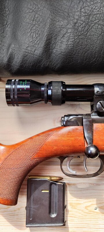 cz527_3.jpg