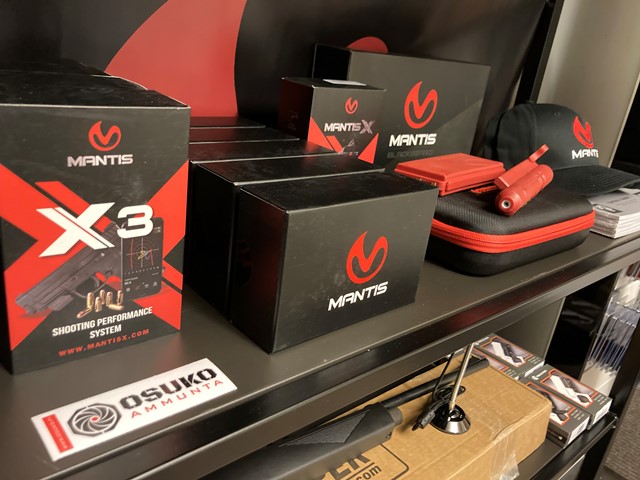 OSUKO:n Mantis-tarjontaa: X-X3-X10, Blackbeardit, Laser Academy -tuotteet, ym.
