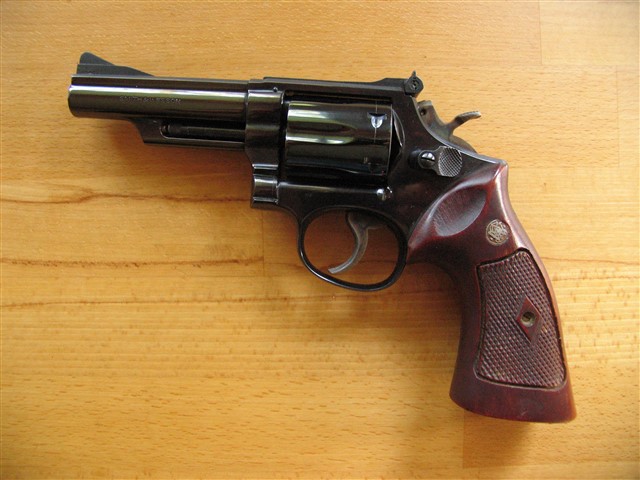 smith-wesson-19-2-idpa.jpg